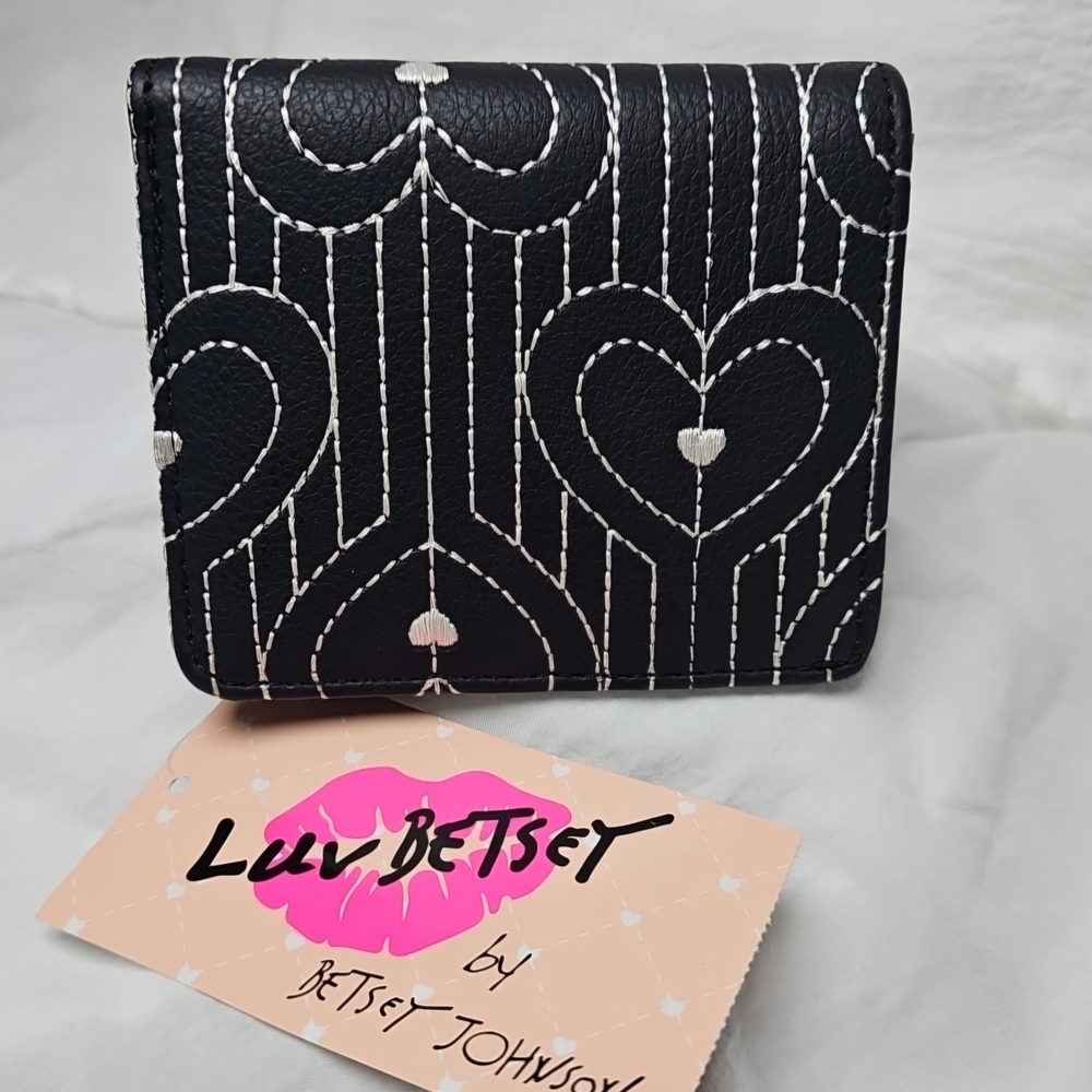 Betsey Johnson Black and White Heart Wallet